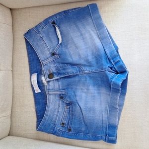 Sz 9 No Boundaries Denim Shorts